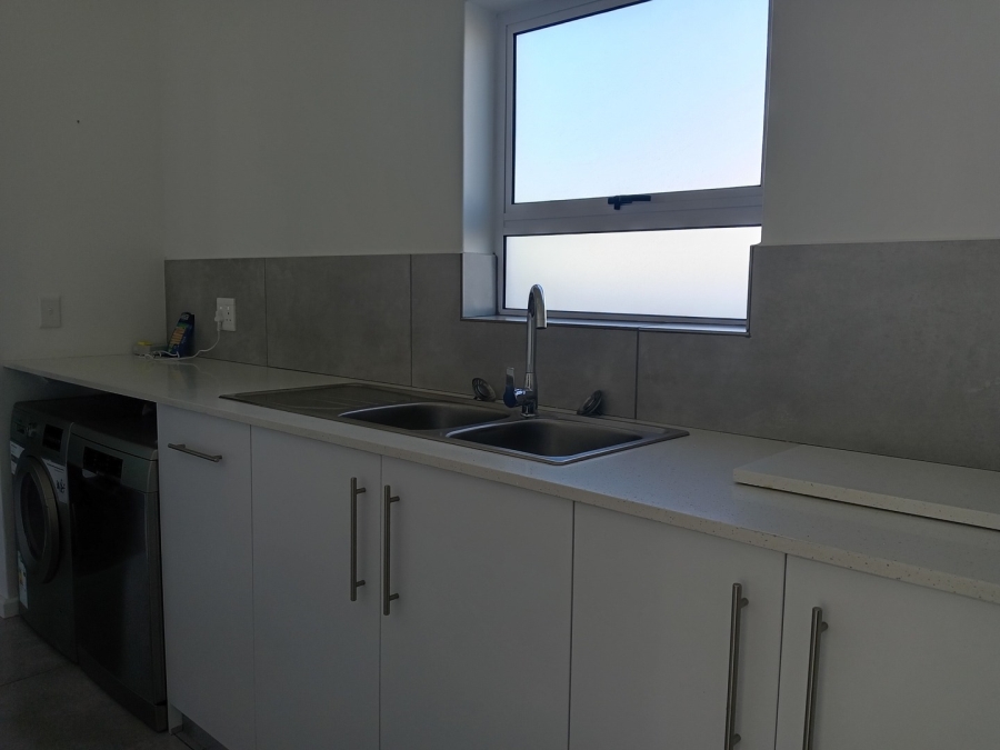 To Let 3 Bedroom Property for Rent in Laguna Sands Western Cape